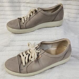 ECCO Women's Beige Leather Sneakers